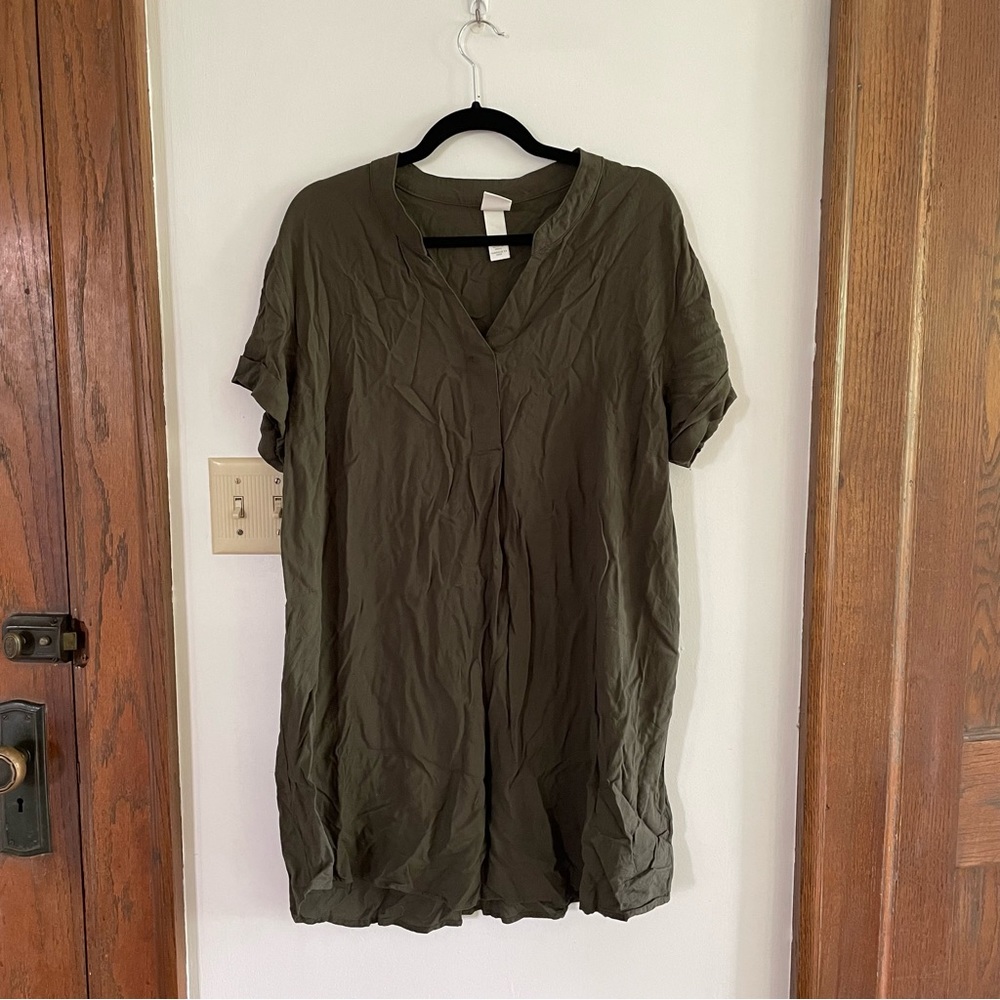HM Women’s Size 12 Olive Green Day dress